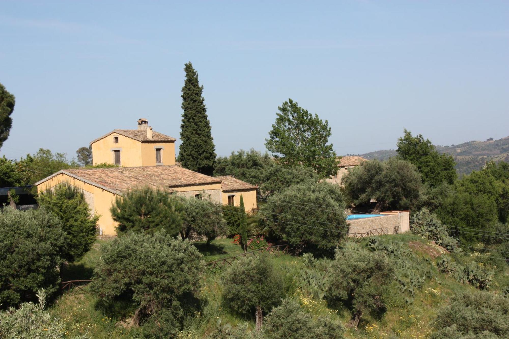 Azienda Agrituristica Biologica Il Querceto Santa Severina Bagian luar foto