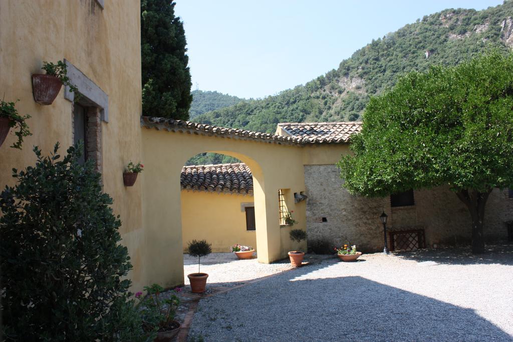 Azienda Agrituristica Biologica Il Querceto Santa Severina Bagian luar foto
